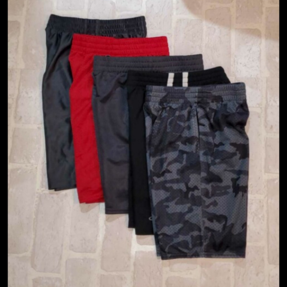 Athletic shorts